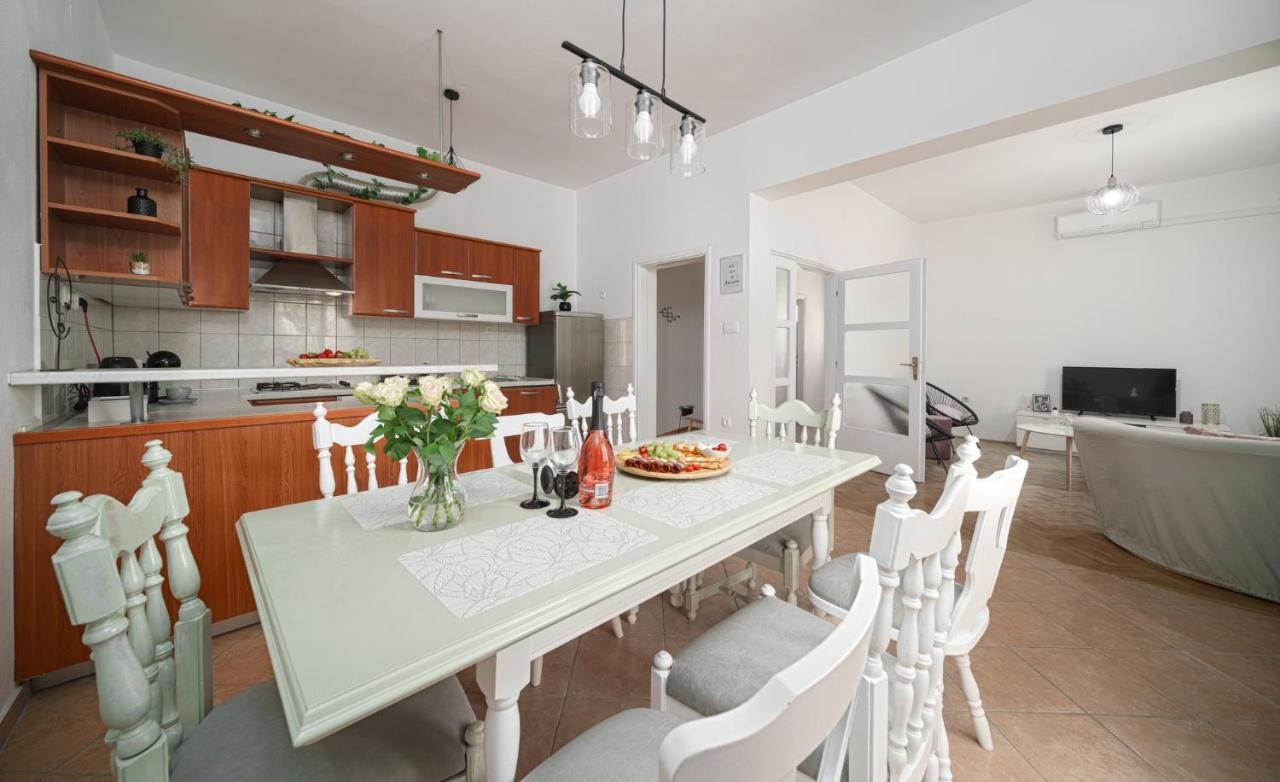 Apartman Rusula Водице Екстер'єр фото