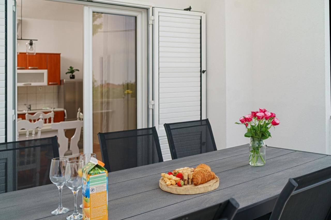 Apartman Rusula Водице Екстер'єр фото